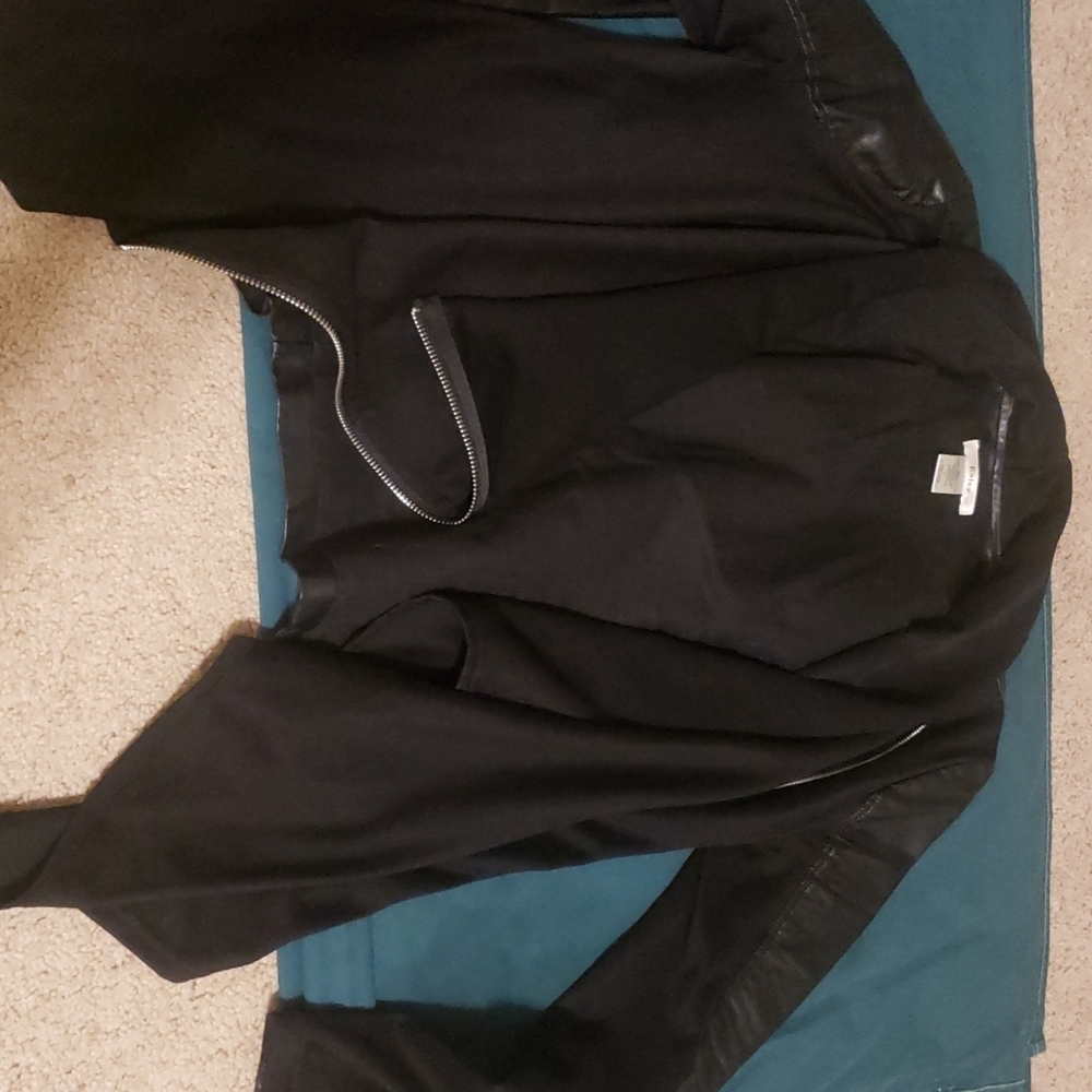 Jacket - Picture 2 of 4